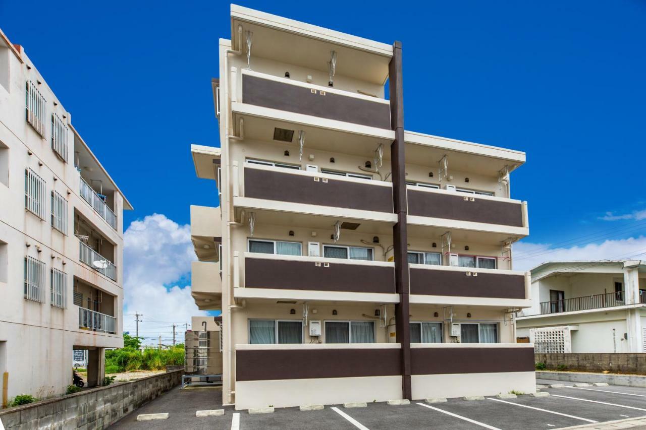 Hotel Mr.Kinjo In Tonoshiro Miyara Buitenkant foto